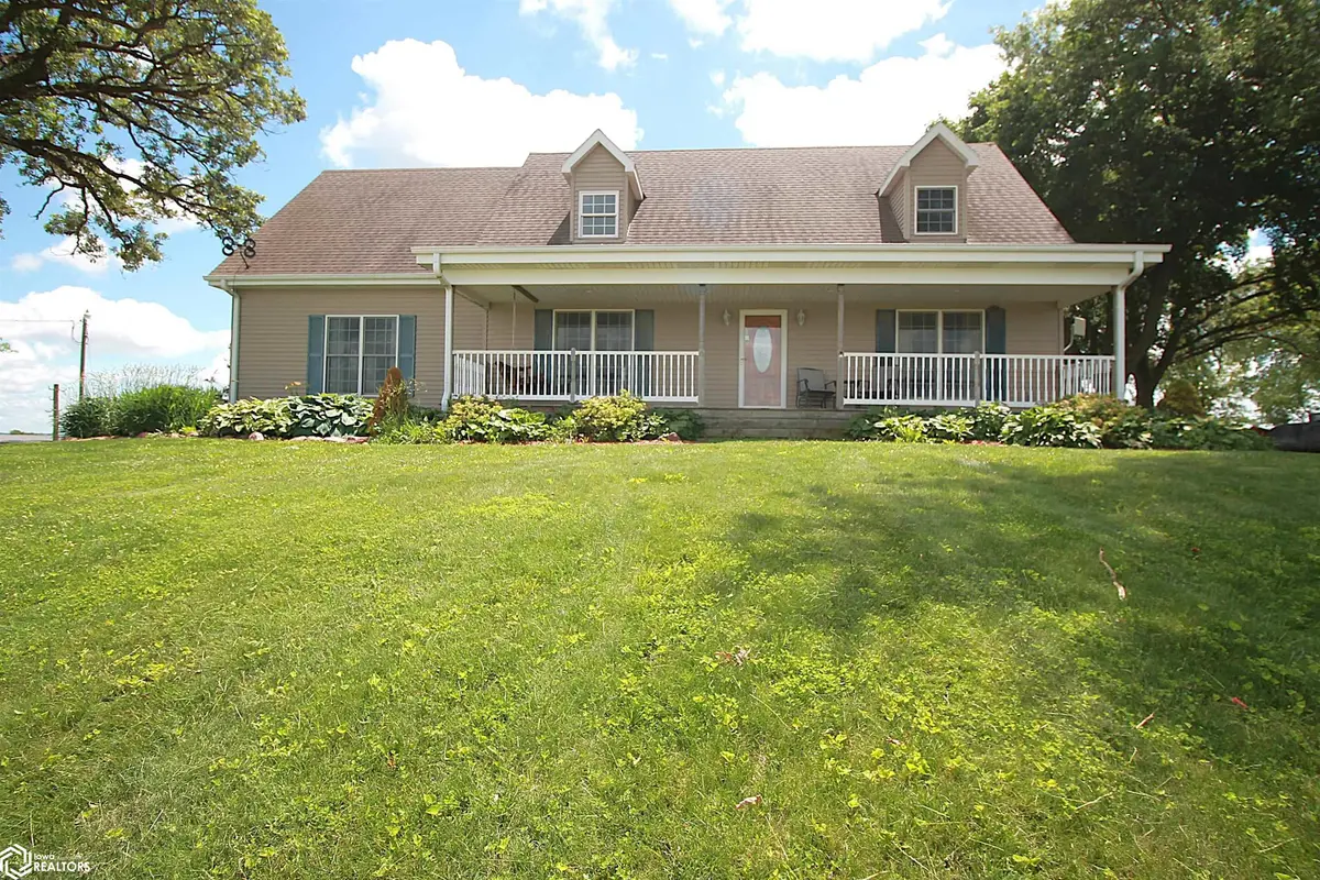 2744 250th ST, Clarinda, IA 51632