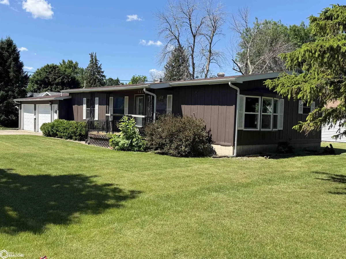 523 N Jackson AVE, Eagle Grove, IA 50533