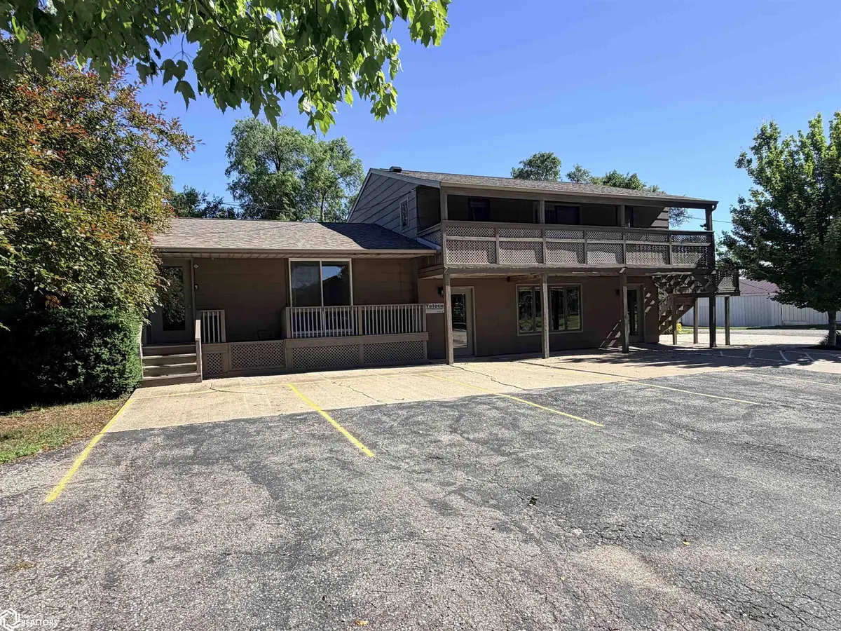 101 N 16Th ST, Fairfield, IA 52556