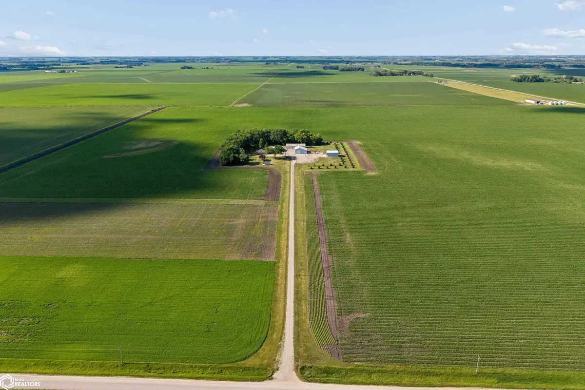 17606 310TH ST, Mason City, IA 50401