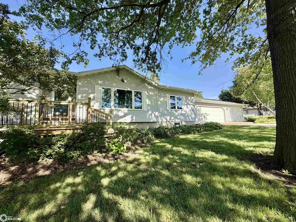 2021 Edmundson, Oskaloosa, IA 52577