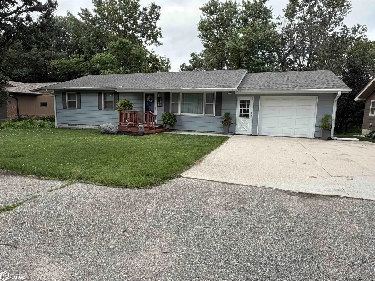 421 Brassfield DR, Goldfield, IA 50542