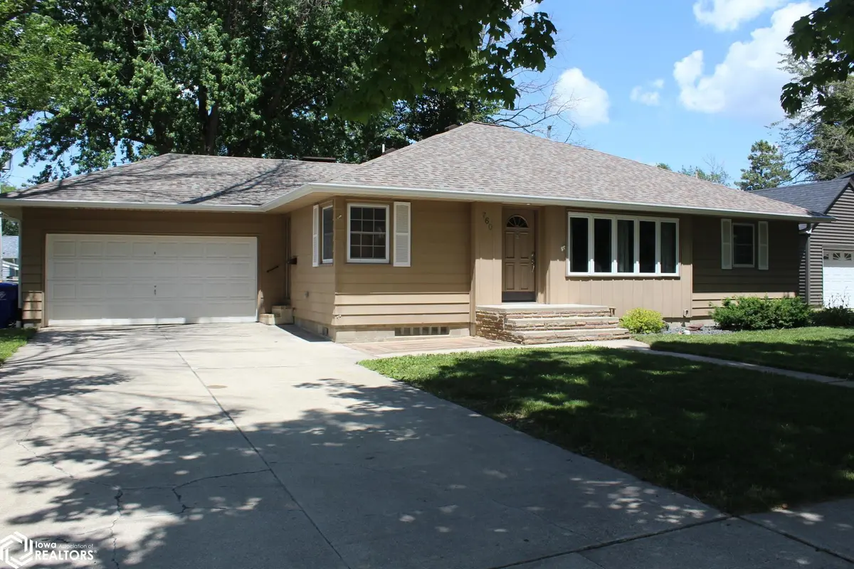 760 W 7th ST, Garner, IA 50438