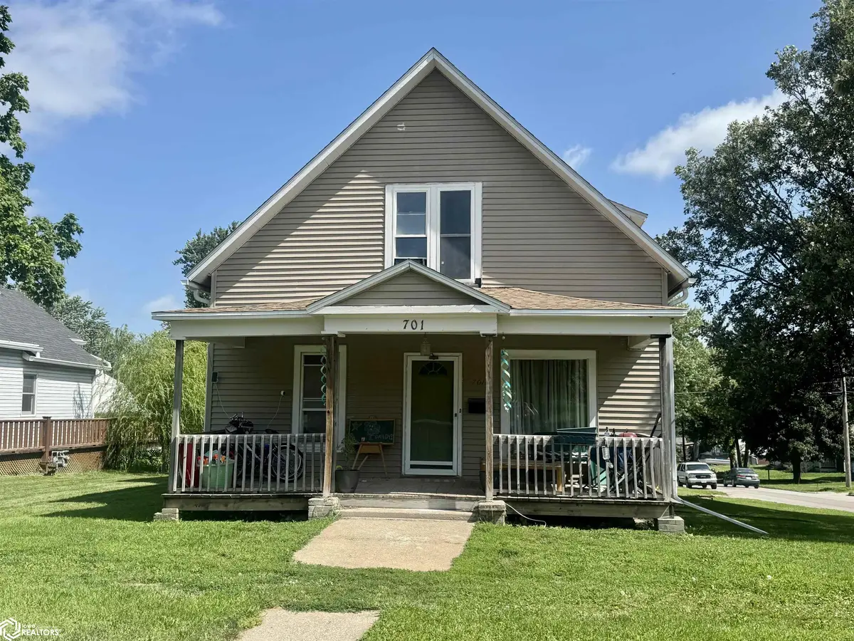 701 W Mills ST, Creston, IA 50801