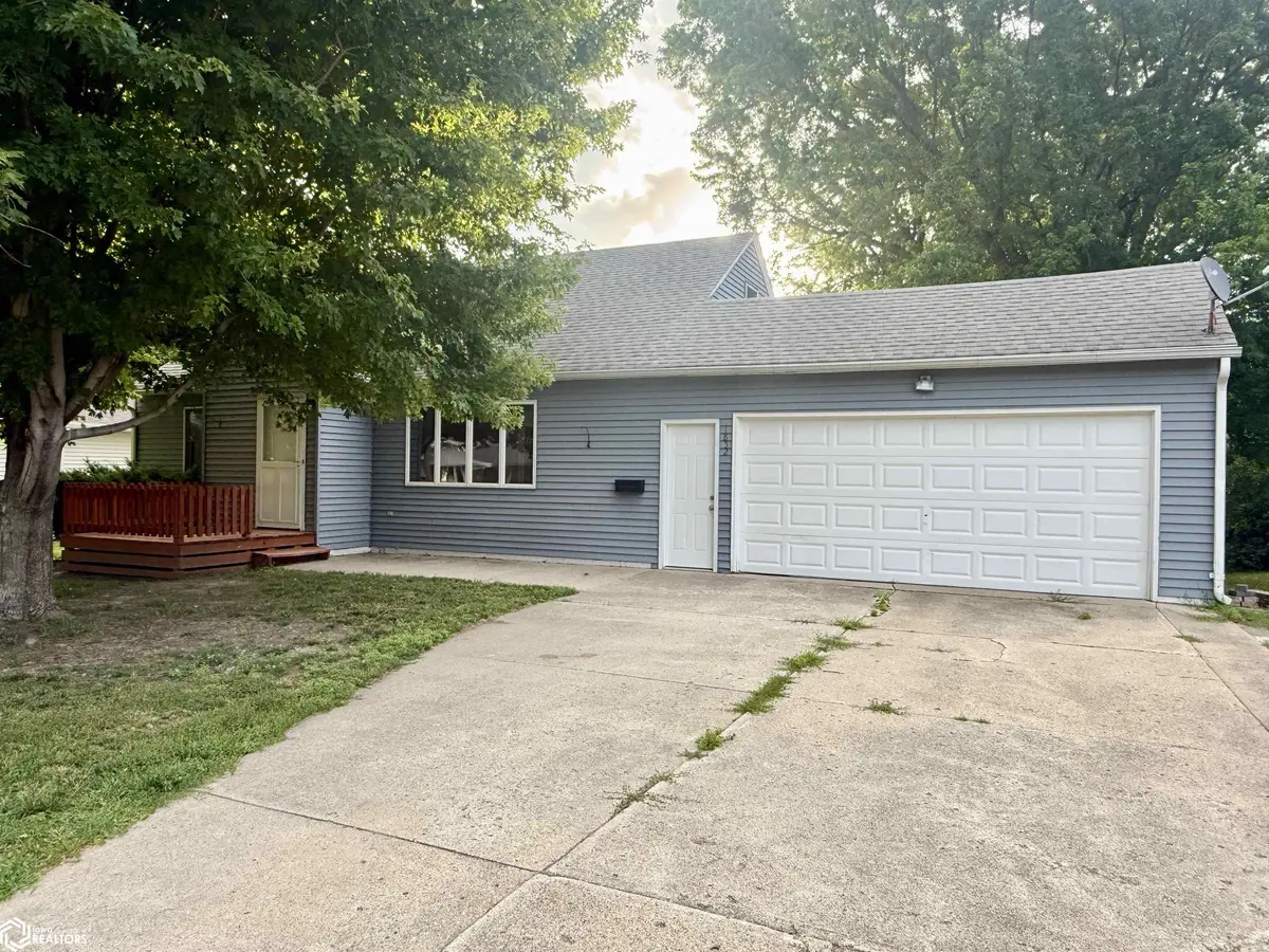 1852 Quint, Carroll, IA 51401