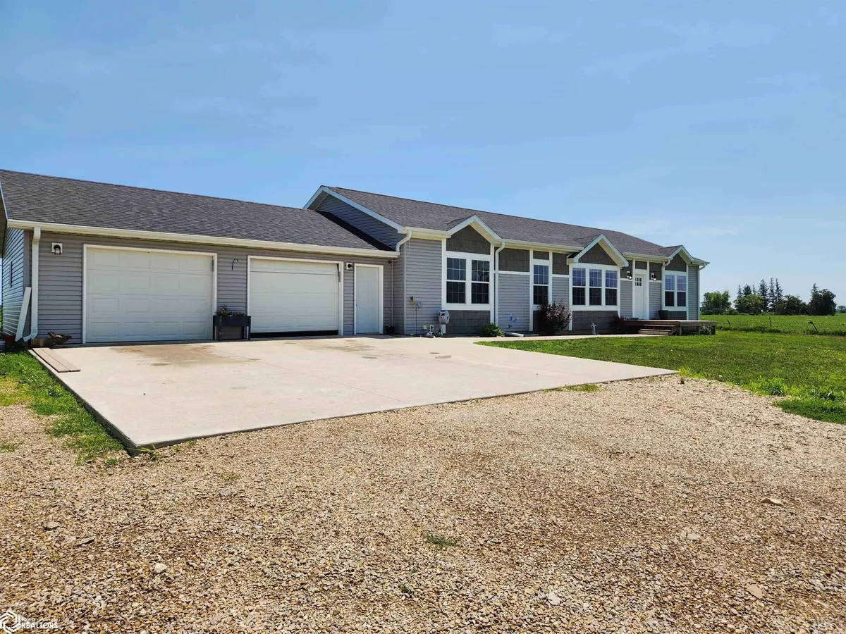 3145 K AVE, Toledo, IA 52342