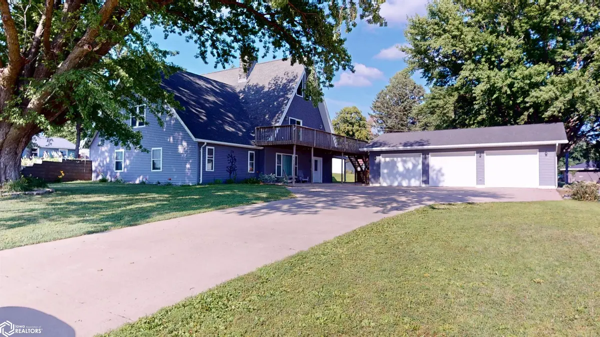 810 S Main ST, Holstein, IA 51025