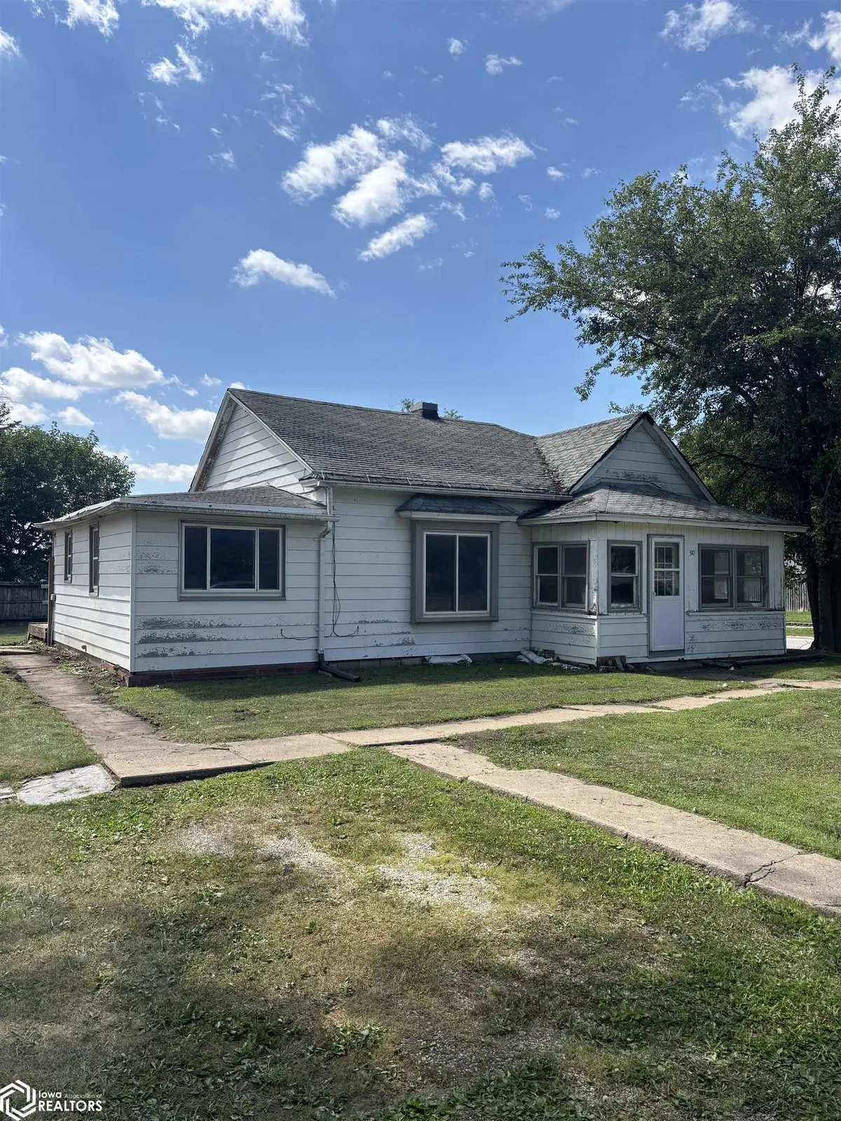 310 N Mulberry ST, Creston, IA 50801