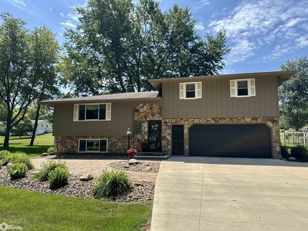 110 E Division ST, Audubon, IA 50025
