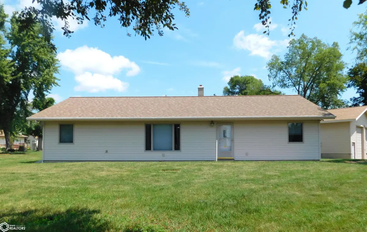401 Main ST, Deloit, IA 51441