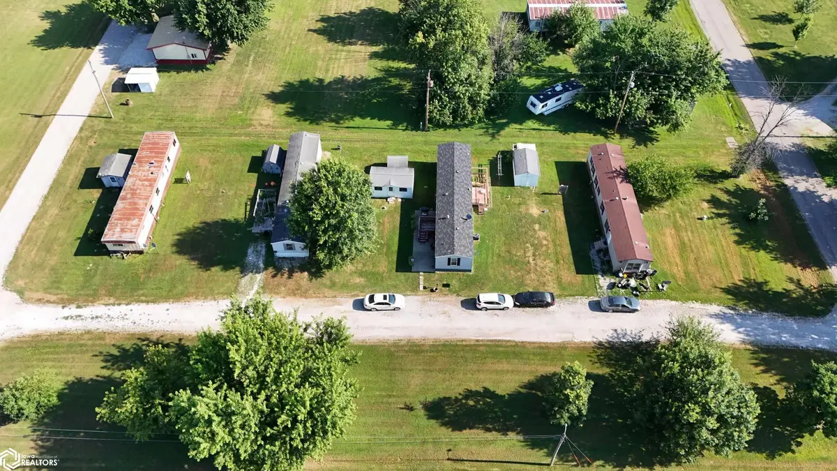 208 W Washington ST, Moulton, IA 52572