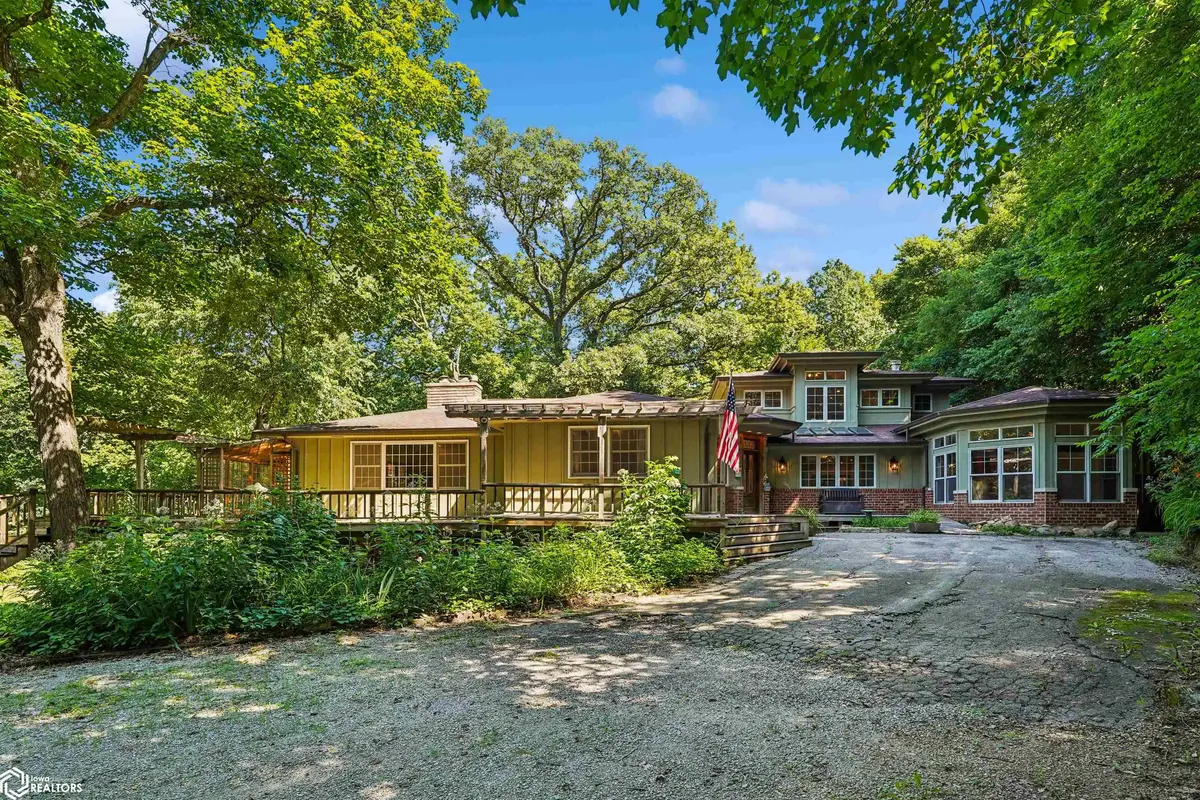 2410 State AVE, Ames, IA 50014