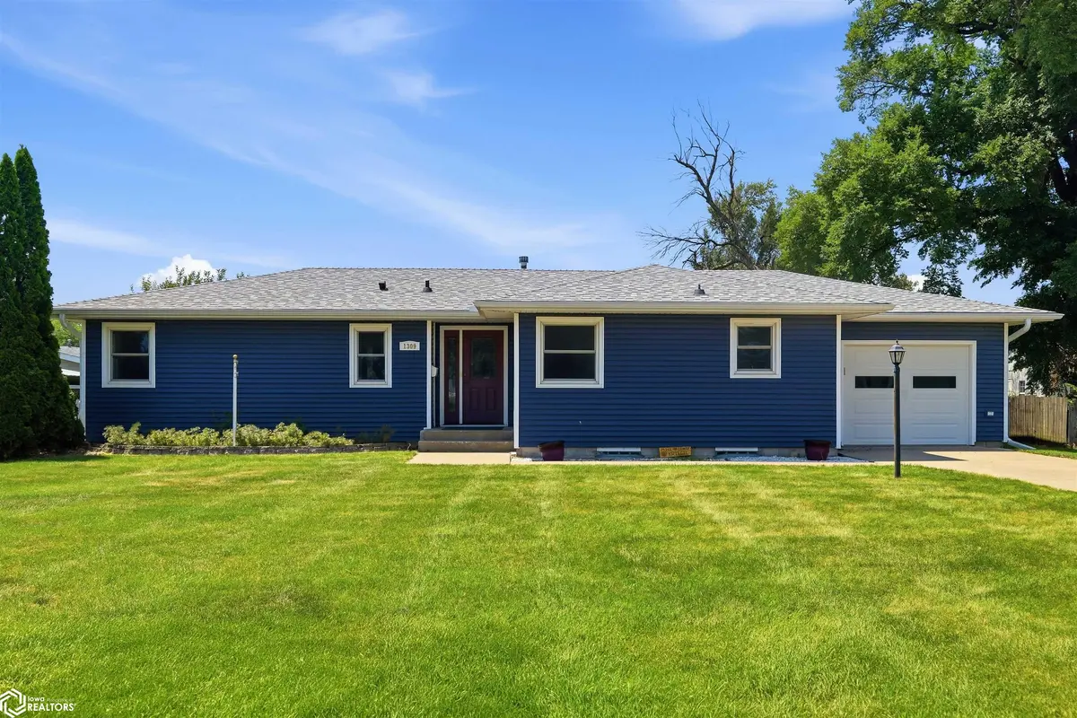 1309 Prince ST, Grinnell, IA 50112