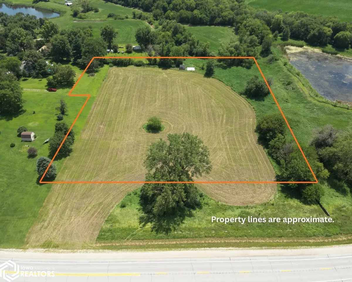 1470 Winterset DR, Shenandoah, IA 51601