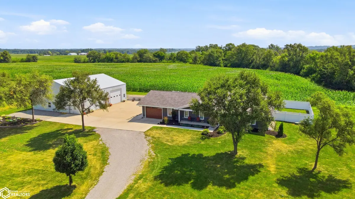 1594 Broad ST, Keosauqua, IA 52565