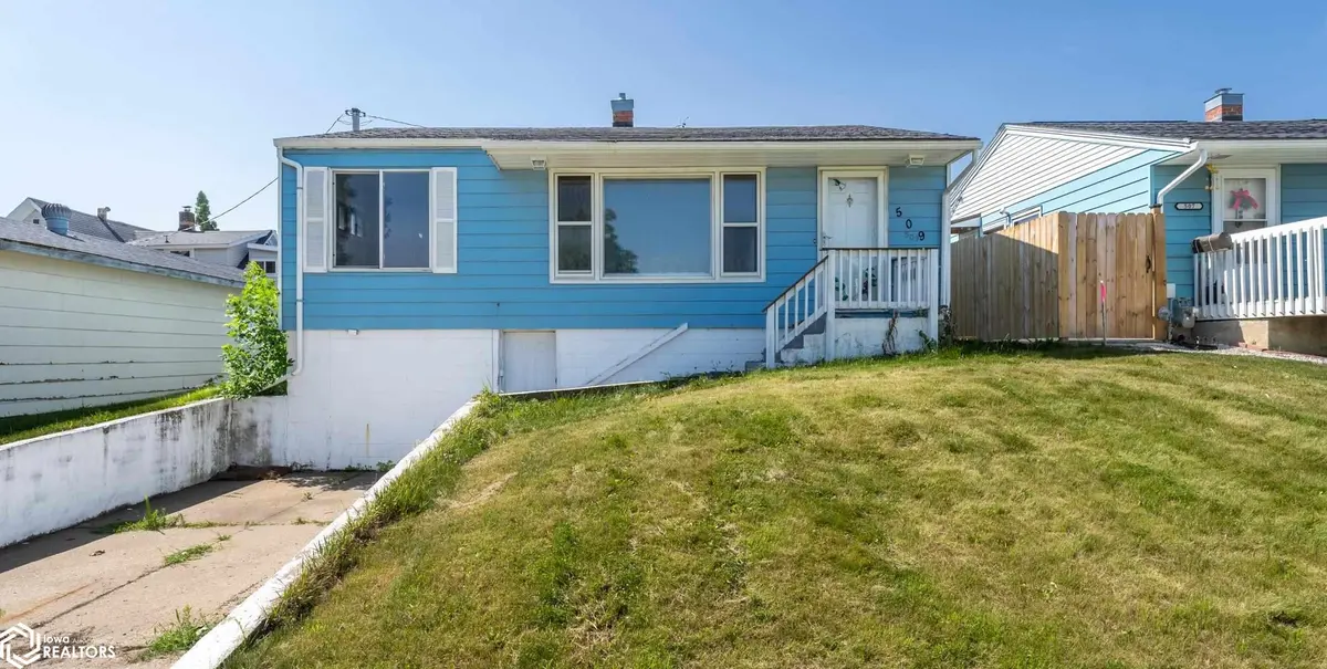 509 E Main ST, Marshalltown, IA 50158