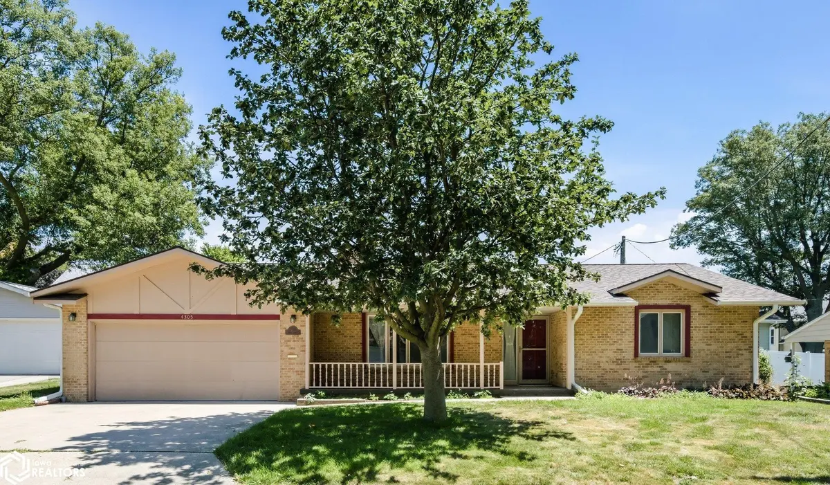 4305 Union ST, Elk Horn, IA 51531