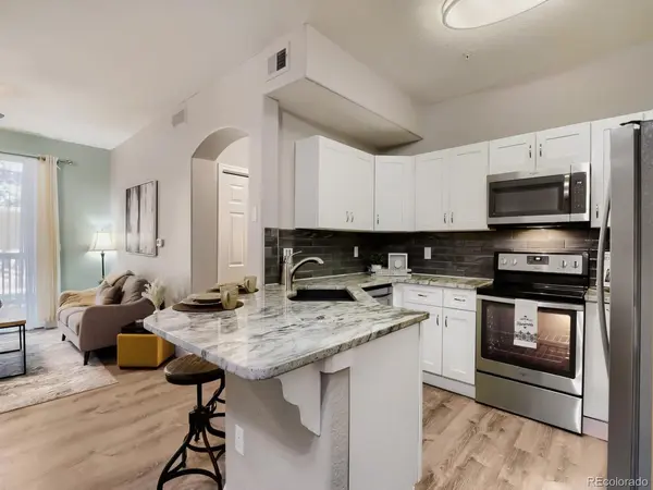 1672 W Canal #415, Littleton, CO 80120