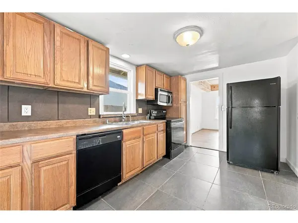 478 Knox, Denver, CO 80204