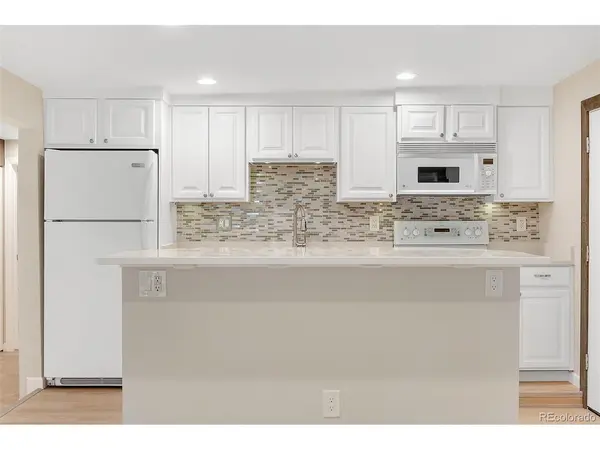 12043 W Cross #204, Littleton, CO 80127