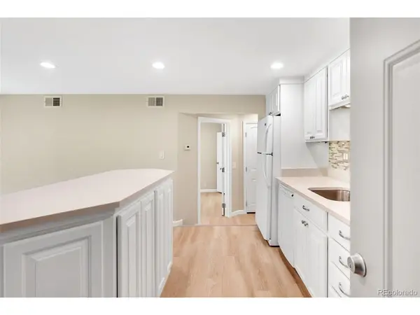 12043 W Cross #204, Littleton, CO 80127