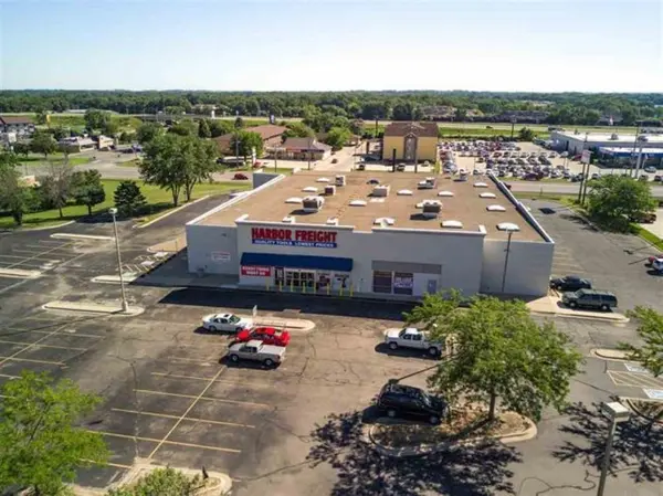 2039 Crossroads BLVD #Suite #102, Waterloo, IA 50701
