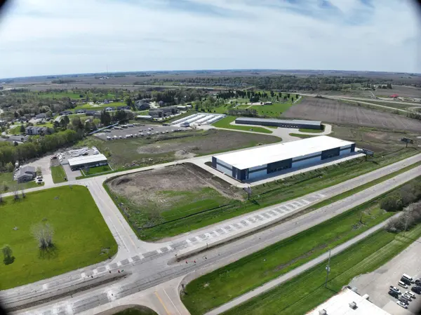 Lot 4 (Lot 11) Marnie Ave, Waterloo, IA 50701