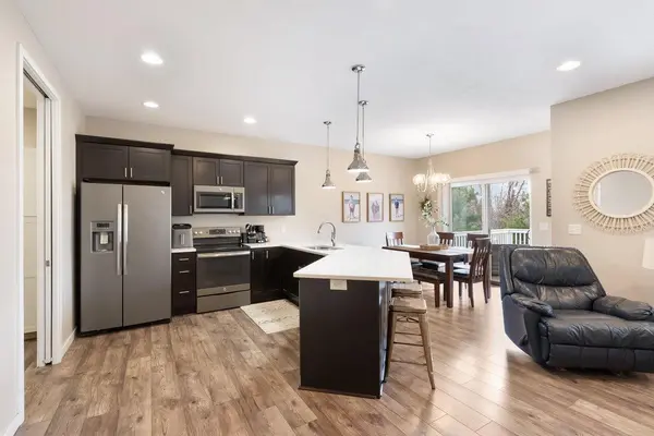 750 E Fayette ST, Denver, IA 50622