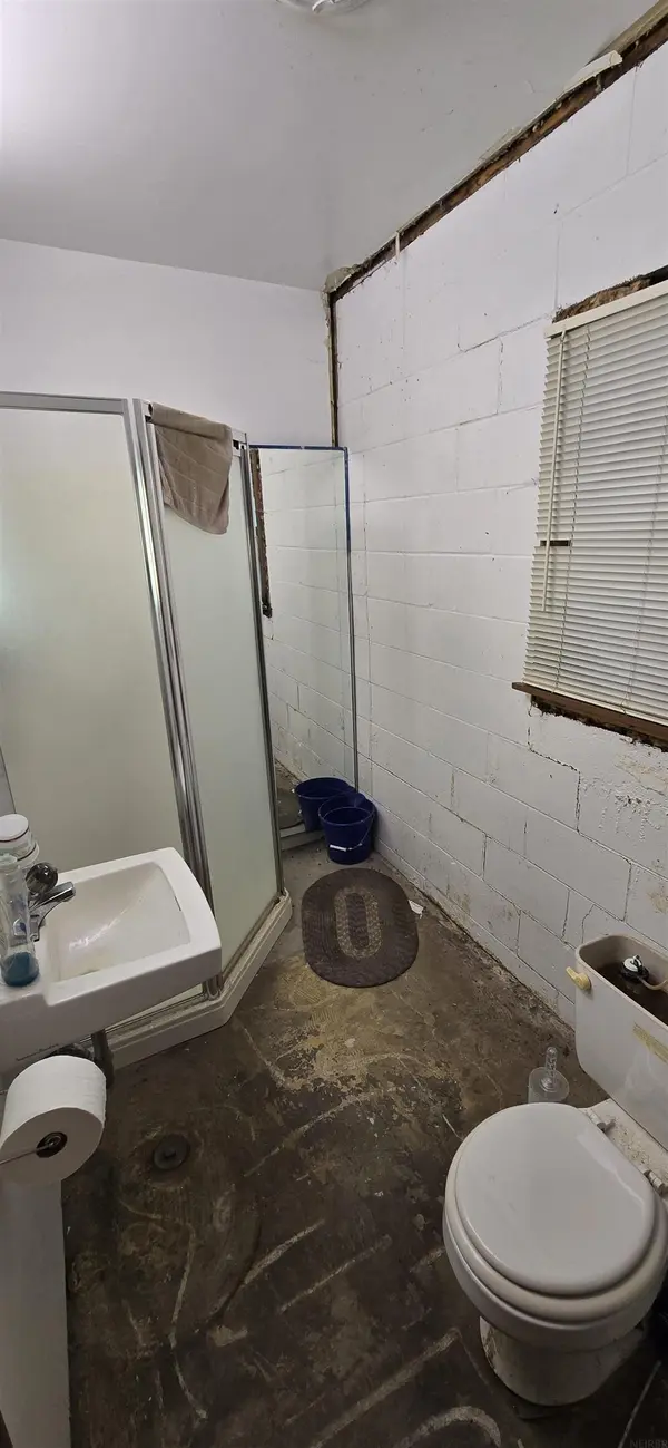 973 S.  Frederick Ave., Oelwein, IA 50662