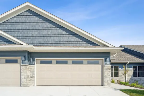 1789-7 Golf Course BLVD, Independence, IA 50644
