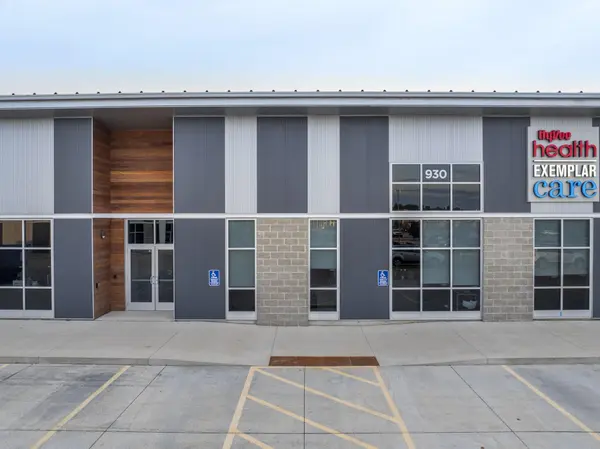 930 Viking RD #Suite 105, Cedar Falls, IA 50613