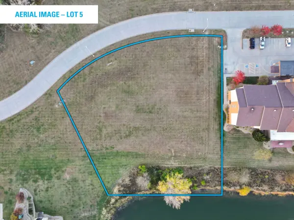 2200 Swan Lake Blvd., Independence, IA 50644