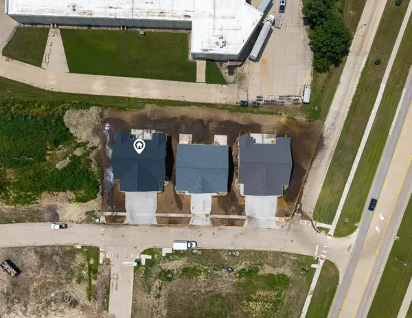 1214 Rock Ridge CIR, Waverly, IA 50677