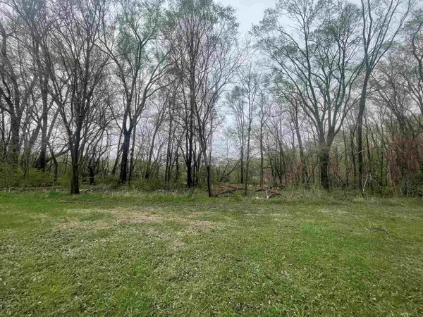 Lot 40 Cloverdale AVE, Waterloo, IA 50703