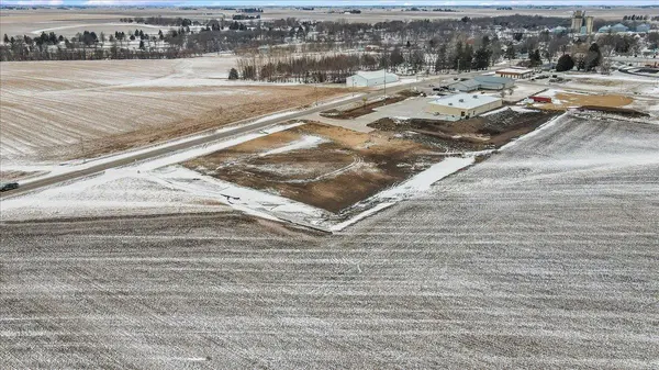 102 Sunrise BLVD, Conrad, IA 50621