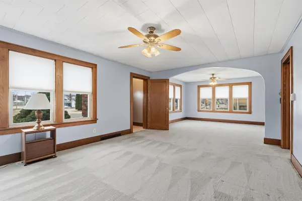 312 N Franklin ST, Manchester, IA 52057