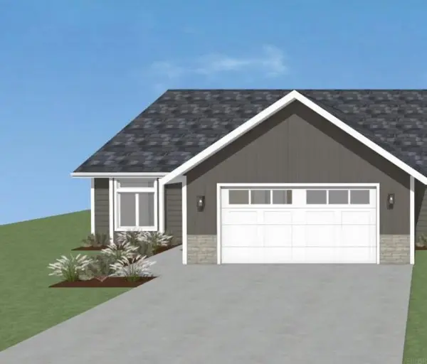 821 NW 4th AVE, Waukon, IA 52172