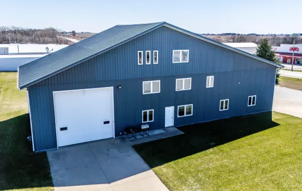 1341 12th ST, Jesup, IA 50648