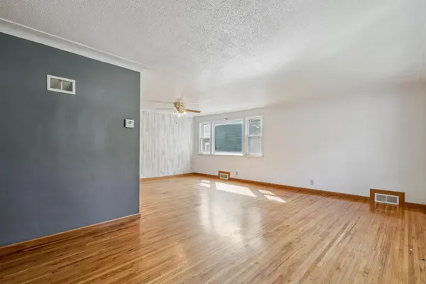 715 NE 1st AVE, Oelwein, IA 50662