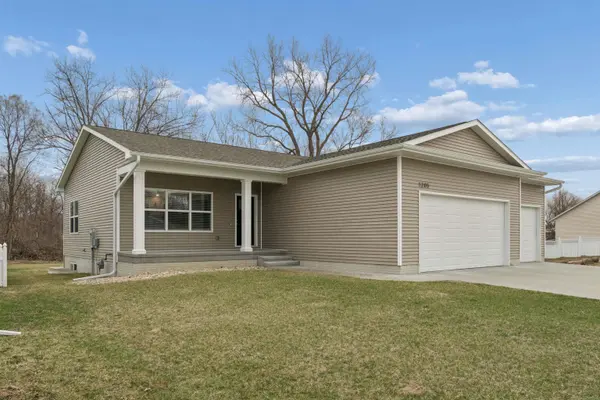 1205 Fran ST, Evansdale, IA 50707