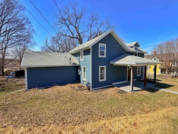 309 John ST, Decorah, IA 52101