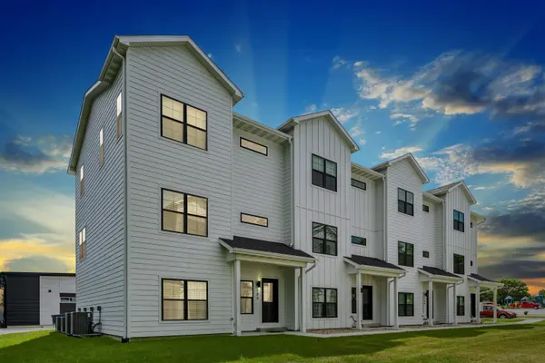 150 S 15th ST, Clear Lake, IA 50428