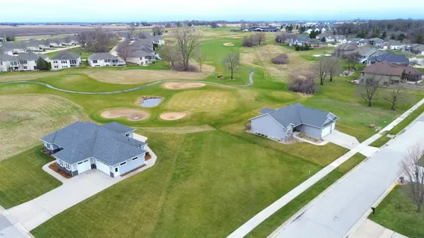 145 Eagle Ridge Dr., Waverly, IA 50677