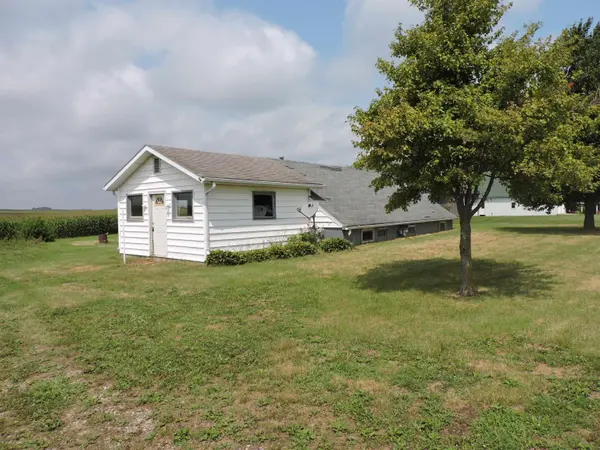 11214 Kimball AVE, Waterloo, IA 50701