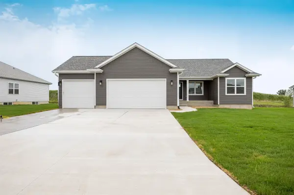1715 Dalton ST, Jesup, IA 50648