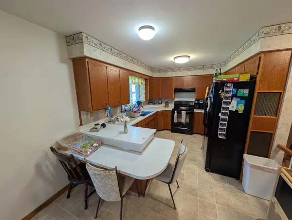 413 Maple ST, Elma, IA 50628