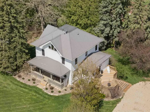 13645 145th ST, Postville, IA 52162