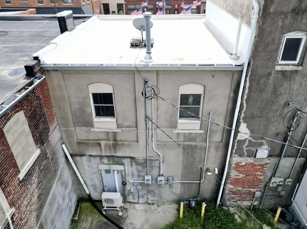 109 E Main ST, Calmar, IA 52132