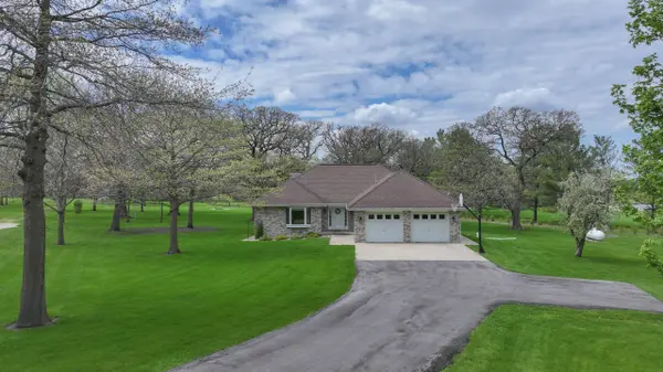 32427 Newell AVE, Parkersburg, IA 50665