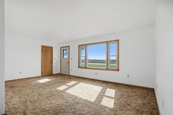1502 260th, Nashua, IA 50658